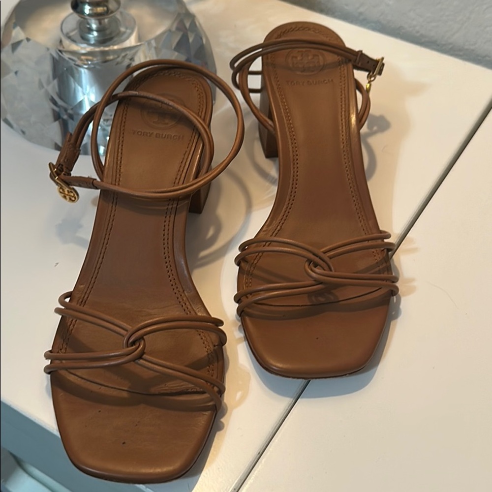 Tory Burch brown sandals with shoe bag